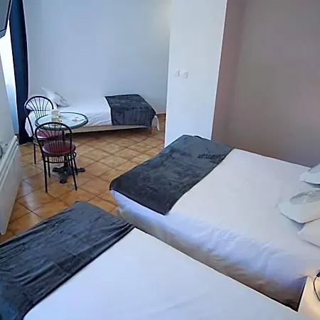 Le Bellevue فندق Tarascon-sur-Ariège