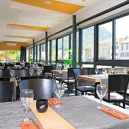 Le Bellevue فندق Tarascon-sur-Ariège